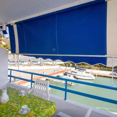 Puerto Deportivo - Con Vistas Al Mar -