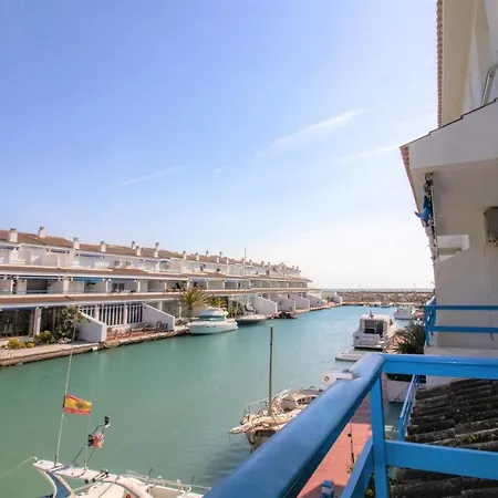 En El Puerto Deportivo Apartamento Alcossebre